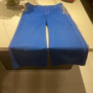 Roberto Cavalli Cobalt Blue Capri Pants with Gold Embroidery & Zippers – IT 40